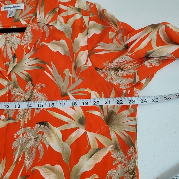 Tommy Bahama Womens 100% Silk Floral Top Orange Button down Large - Picture 5 of 6